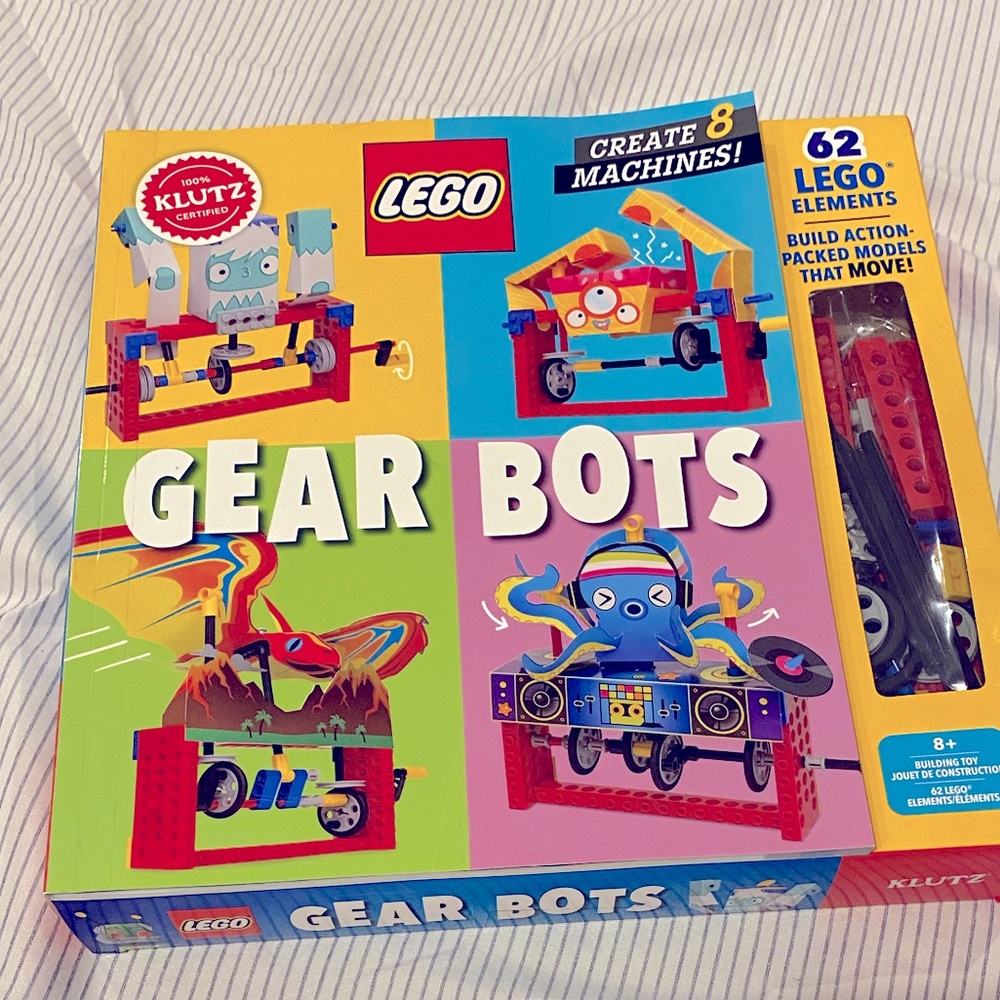 Gear Bots Book and Set